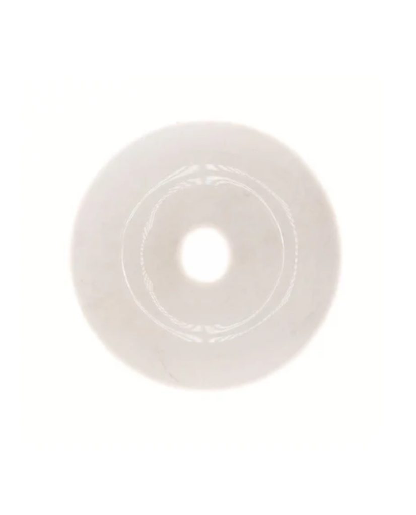 תליון ג'ייד לבן